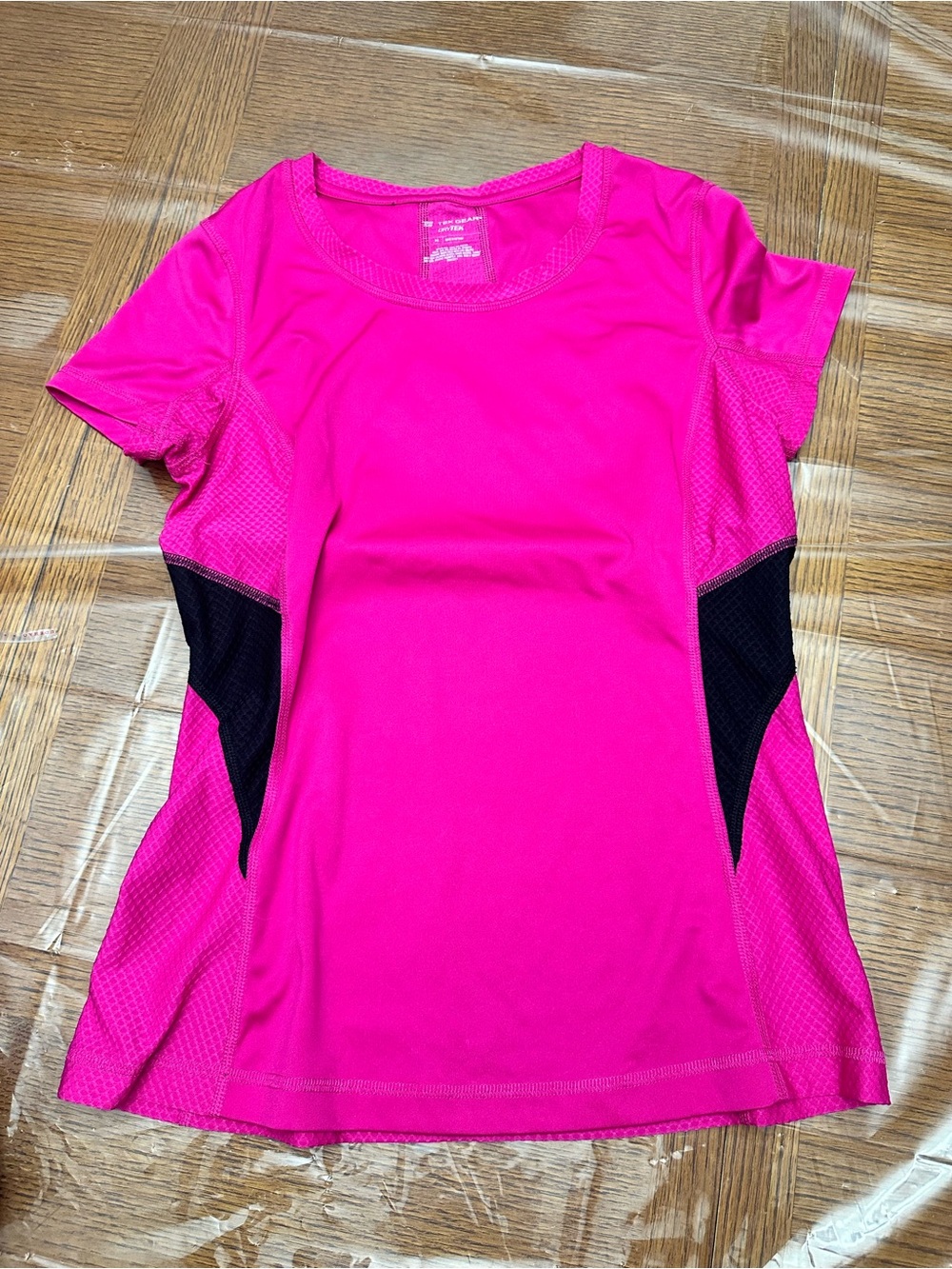 tek gear Bright Hot Pink Short Sleeve Athletic Tee with Black Panels